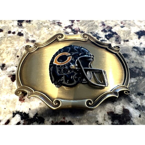 1978 Chicago Bears Football Helmet Logo Belt Buckle Gold Tone Metal Raintree NEW - Picture 1 of 3